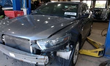 2014 Ford Taurus (Sedan Automatic Transmission OEM 84K Miles - LKQ436884531