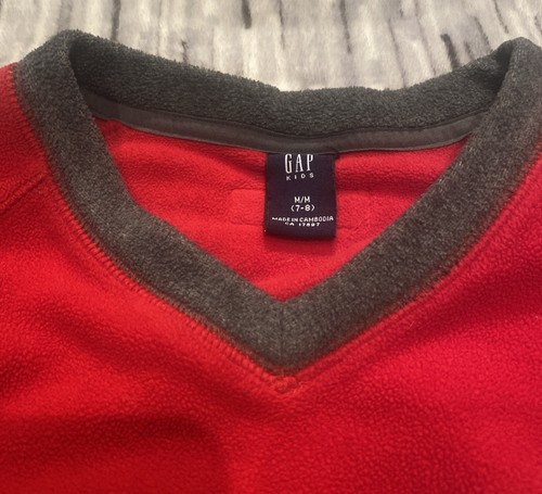 Gap Boys Size Medium 7-8 V Neck Sweatshirt Red/Gray - Picture 4 of 6