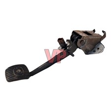 2013 NISSAN NV200 - Clutch Pedal Assembly - 40k Miles Only E021387X21