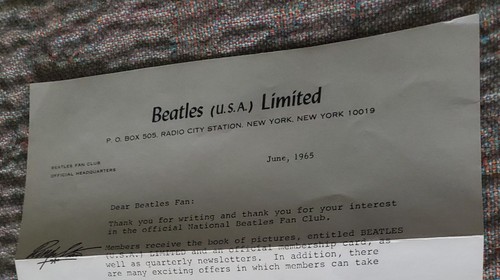 1965 The BEATLES Fan Club Letter w/ Envelope Music Rock Band USA Facsimile Autos - Picture 2 of 6