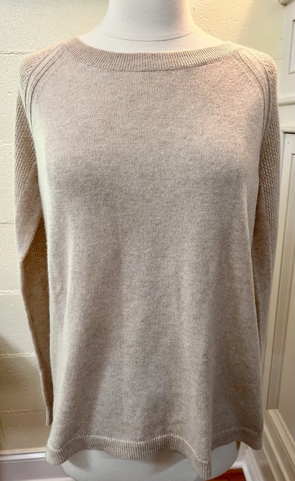 Espléndido Suéter 100% Cachemira Pura Cuello Redondo Con Botones Espalda Talla M Lt Marrón Foto 2 de 4