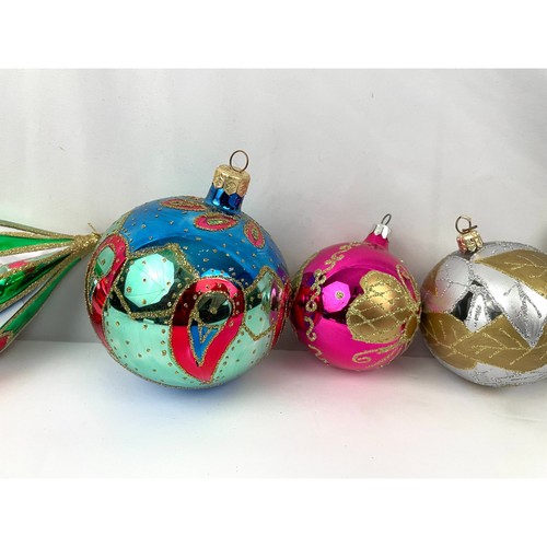 VTG Glitter Glass Ornaments Lot of 6 Round Sphere Hand Painted Germany - Picture 3 of 24