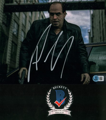 COLIN FARRELL SIGNED THE PENGUIN OSWALD BATMAN 8X10 PHOTO BECKETT BAS COA - Picture 1 of 1