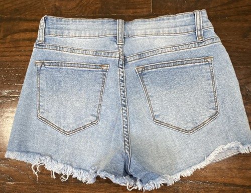 KanCan abgeschnittene Jeansshorts mit Bündchen Damengröße 5/26 distressed helle Waschung - Bild 5 von 6