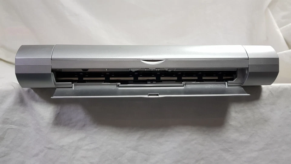 READ DESCRIPTION!! Canon Pixma IP90V Portable Inkjet Printer with Power & USB Ca - Image 4 of 4