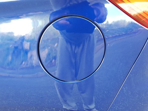 Ford Ka+ Zetec 1.2 gasolina manual 2018-2022 tapa de tapa de llenado de combustible en azul - Imagen 2 de 9