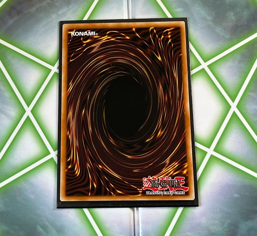 Yu-Gi-Oh! Geflügelter Kuriboh LV10 CRV-DE005 Ultimate Rare Deutsch NM Jaden Yuki - Bild 2 von 2