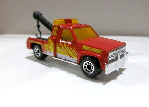 Matchbox 1:72 Red GMC Wrecker - Picture 3 of 4