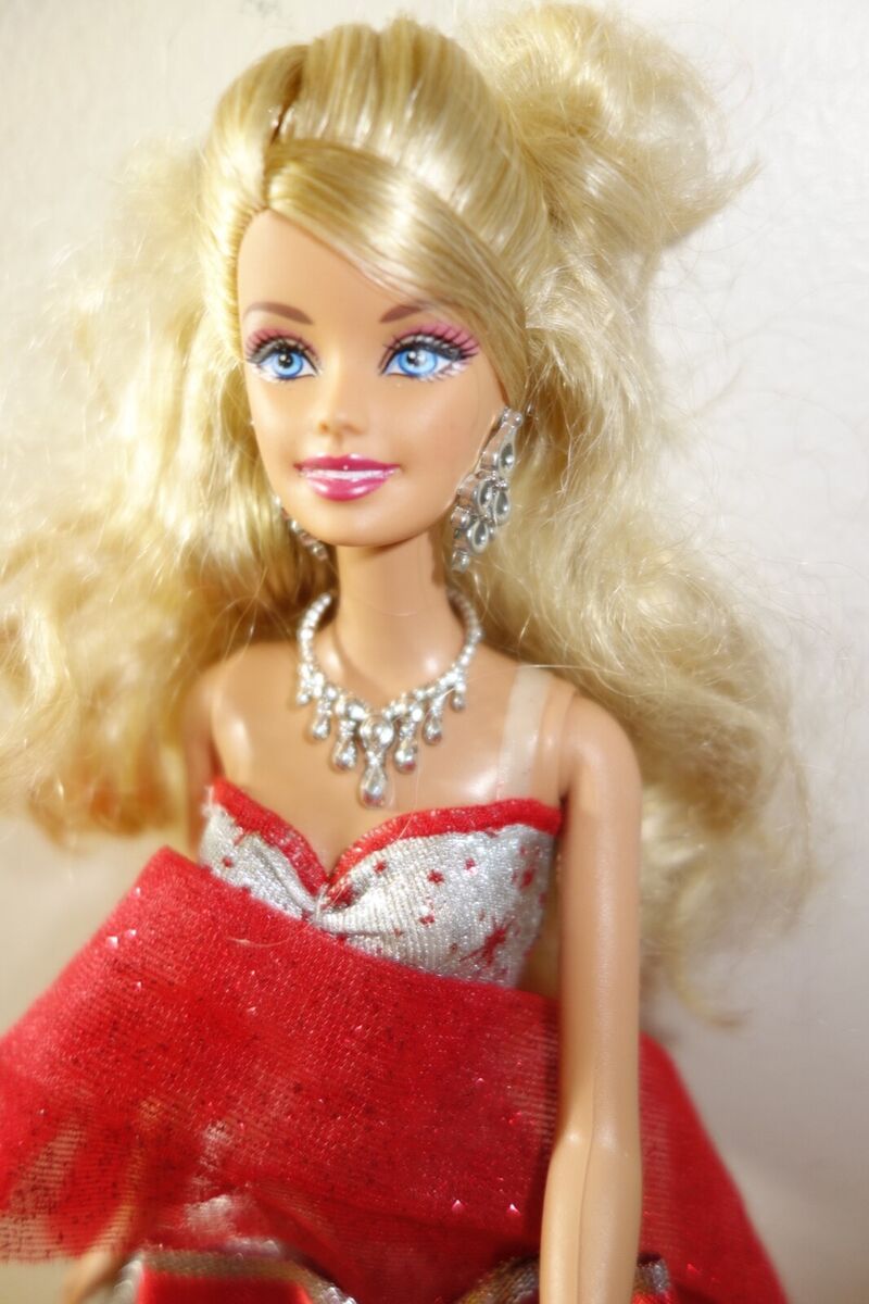 Barbie Holiday Sparkle Christmas Doll Red Silver Dress Barbie Holiday Sparkle Christmas Doll Red Silver Dress