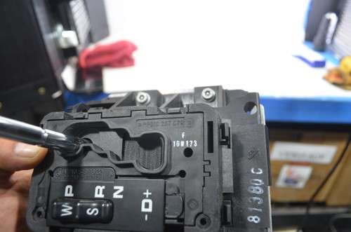 00-03 Mercedes W208 CLK430 CLK320 Floorshifter & 2000 CClass W202 A2022670424 - Picture 13 of 14
