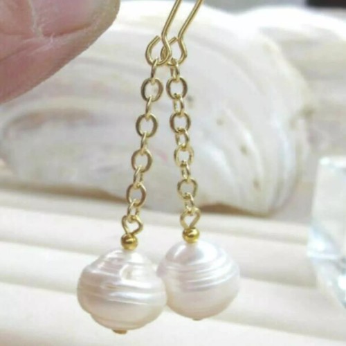 beautiful Baroque 10-11mm natural white south sea Pearl Stud Earrings 14k gold - Picture 2 of 3