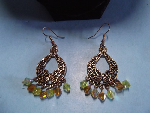 Fashion Jewelry 12"in Necklace/Dangle Drop Earrings 2"in Gold Tone Chandelier - Picture 3 of 6