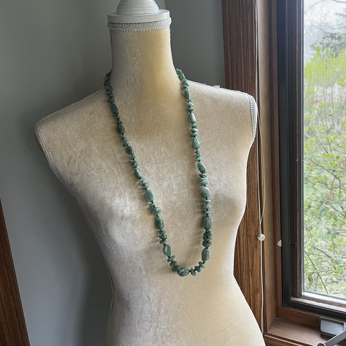 Vintage Aventurine Necklace 35” Barrel Clasp - Picture 4 of 8