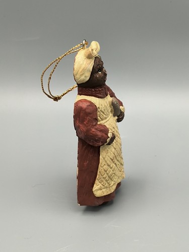 Vintage Folk Art Wood Christmas Ornament Women In A Baking Apron Holding Bread - Picture 5 of 7
