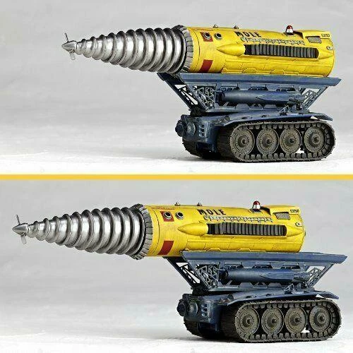 Figura de acción Tokusatsu Revoltech 050 Thunderbird Jet Mogura ABS y PVC sin escala Foto 3 de 4