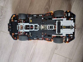 LEGO TECHNIC: Porsche 911 GT3 RS (42056)