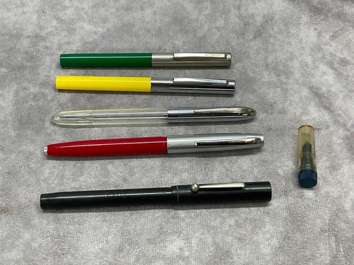 Vintage lot of 5 Fountain Pens WEAREVER SHEAFFERS 14k gold plate Nib