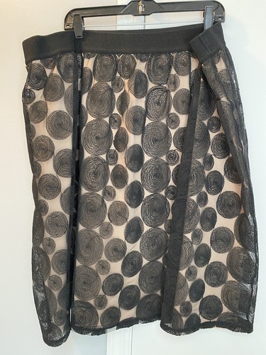 Lane Bryant Fancy Circle Midi Skirt Black With Nude Lining Size 26/28 NWT - Picture 2 of 3