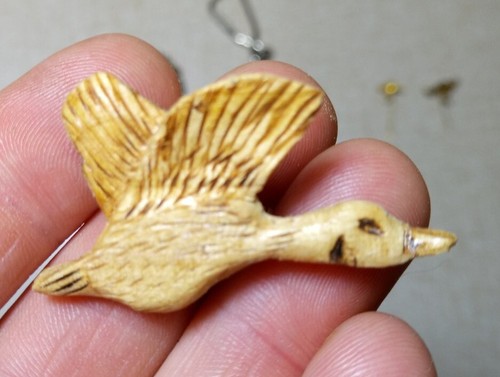 Vintage KANGAROO Duck Pins Brooches Brass Tool Check Keychain Misc Lot - Picture 6 of 10