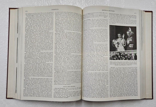 1958 Collier's Encyclopedia Yearbook Covering the Year 1957 - Foto 14 di 17