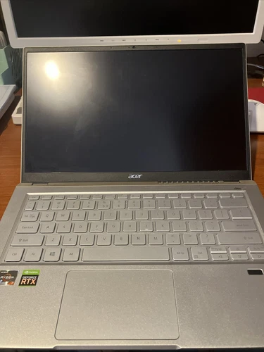 Acer Swift X, 14", Ryzen 7 5700u, 16gb ram,512gb ssd, RTX 3050Ti