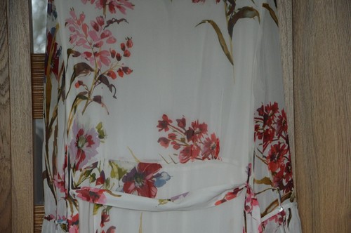 Vestido Georgette Massimo Dutti (Grupo Zara) con estampado floral de flores US6 EU38 - Imagen 9 de 21