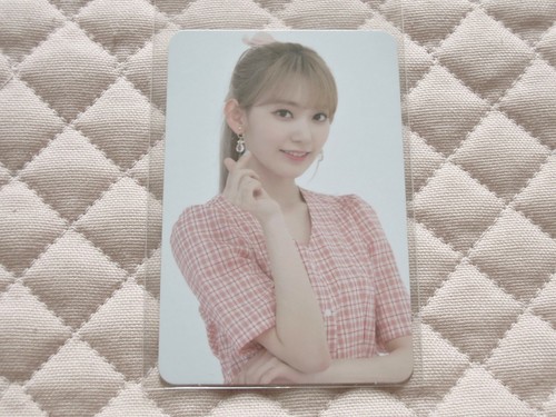 Tarjeta fotográfica Izone IZ*ONE EYES ON ME: THE MOVIE AR JO YURI Squid juego 3 - Imagen 3 de 15