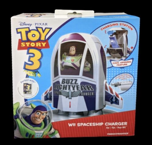 Toy Story 3 Charging & Docking Station For Wii Remote - Buzz Lightyear Spaceship - Afbeelding 1 van 4