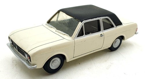 Corgi 1/43 Scale 12625A - Ford Cortina MK2 - White/Black Pre Production Sample