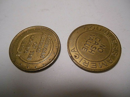 COLLECTION OF 6 VINTAGE ASSORTED AMUSEMENT BRASS METAL TOKENS - Picture 17 of 19