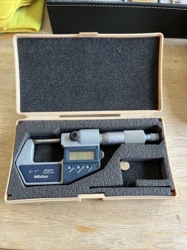 Mitutoyo Micrometer 0-1”