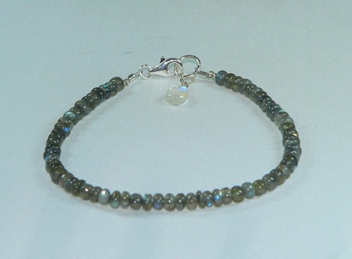 Blue Flash Labradorite Bracelet 4mm Labradorite Bracelet - Picture 2 of 5