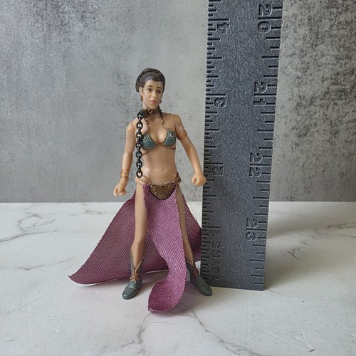 Star Wars Princess Leia Slave 3.75” Action Figure - Picture 3 of 4