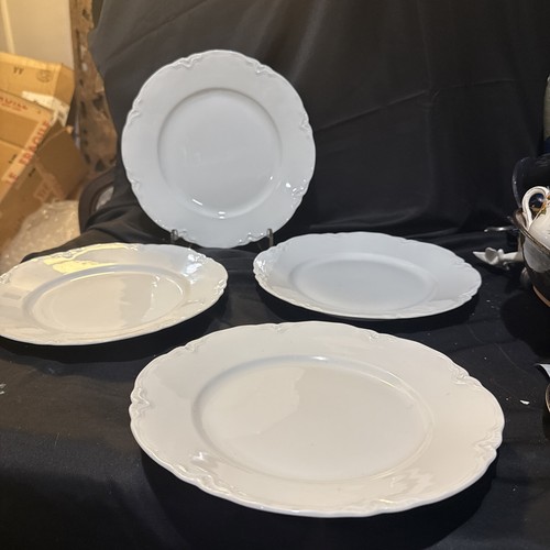 hutschenreuther sylvia All White Set Of 4 Dinner Plates 9 3/4 In - Picture 6 of 11