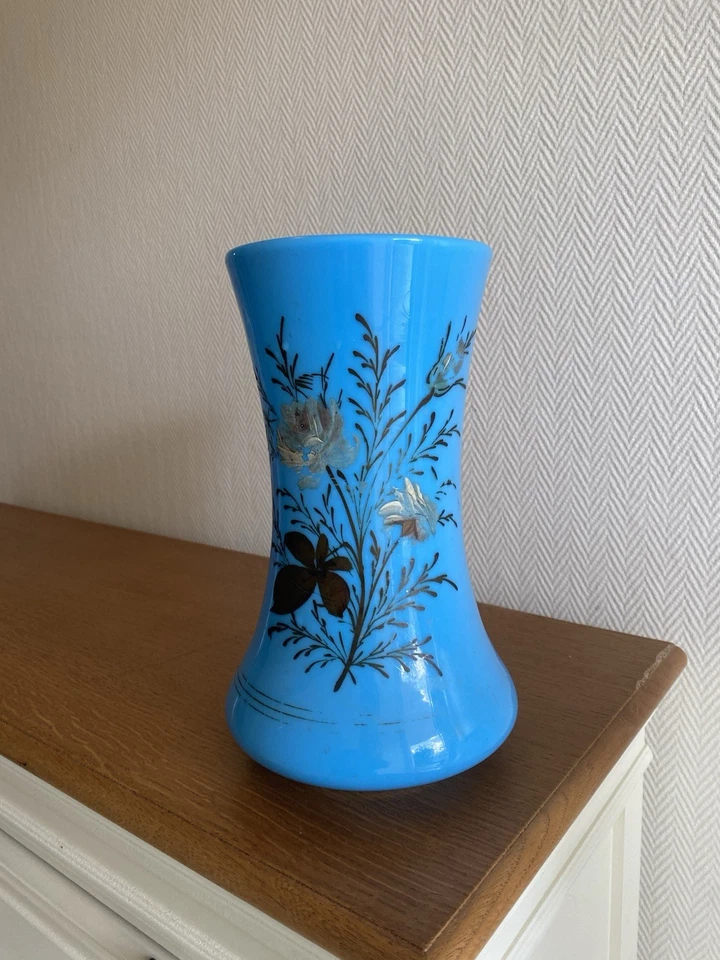 Ancien Vase En Opaline Bleu - Photo 2/4