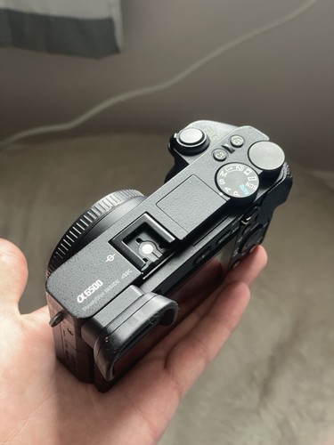 Sony Alpha a6500 + Canon EF 24-70mm F2.8 L USM Lens - Picture 15 of 24