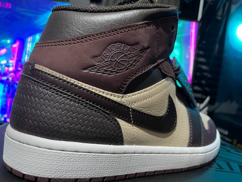 Air Jordan 1 SE Mid Paris YMCA Size 9.5 - Picture 5 of 7