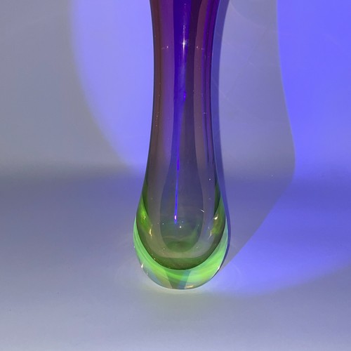 VTG MURANO Glass 3 Finger UV Reactive Swung Glass Vase Original Sticker Glows - Picture 15 of 19