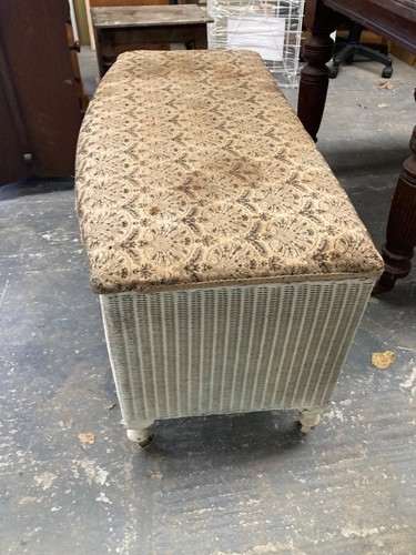 Vintage Lloyd Loom Lusty Woven Wicker Ottoman Blanket Storage Box on Wheels - Picture 5 of 9