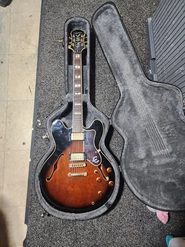 Epiphone Sheraton Semi-Hollow Electric Guitar With Hard Case