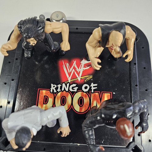 WWF Jakks Mini Figures And Wrestling Ring Brawl-4-All WWE + Hearse - No Ropes - Picture 8 of 13