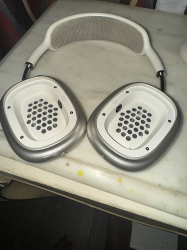 NEW Apple AirPods Max USB-C Headphones - Picture 5 of 6