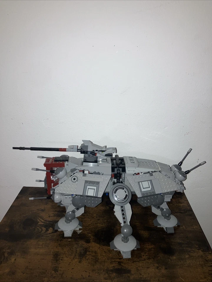 LEGO Sets: Star Wars Ep 2: 75019-1 AT-TE (2013)/ No Minifigures 99% Complete - Image 4 of 4