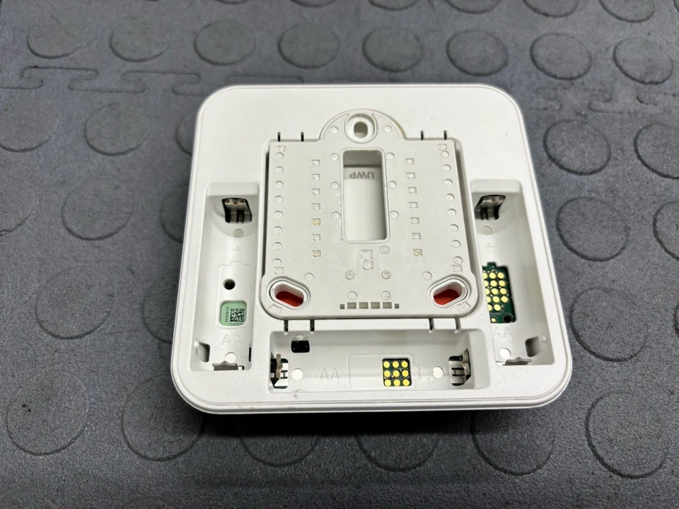 Honeywell Thermostat RTH8500D Touchscreen 7 Day Programmable New No Box - Image 4 of 4