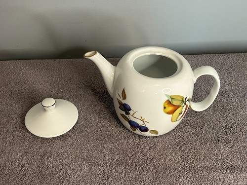 Tetera Royal Worcester Evesham 6 pulgadas, frutas excelente estado - Imagen 3 de 4