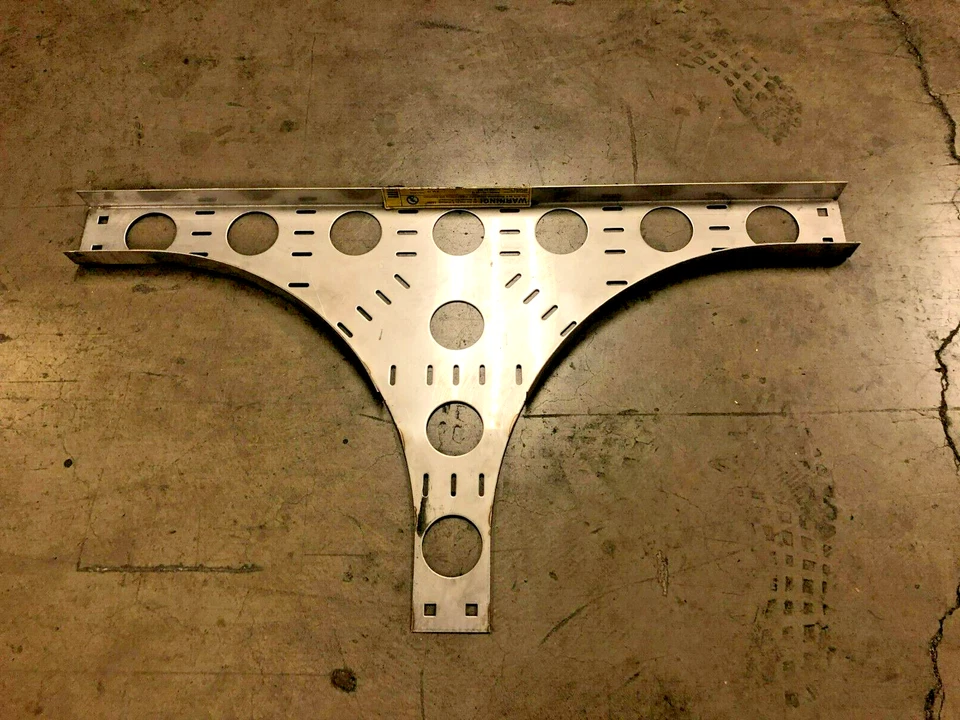 New Eaton B-Line SS6CC-03-HT12 Cable Tray Horizontal Tee Ventilated 3" Width - Image 3 of 4