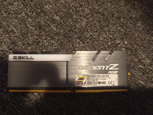 ZOTAC GTX 1080 Ti, G.Skill TridentZ RAM, EVGA 650w PSU - Picture 9 of 15