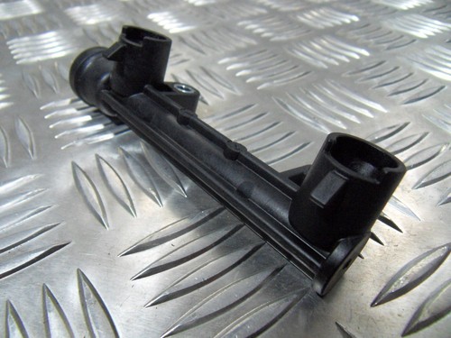 Tubo de riel de combustible inyector genuino Honda CBR 1000 RR / RA / SP (A) 2008 a 2018 - Imagen 6 de 8