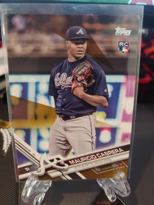 17 Topps Series 2 455 Mauricio Cabrera Atlanta Braves Gold Refractor Rc Ebay