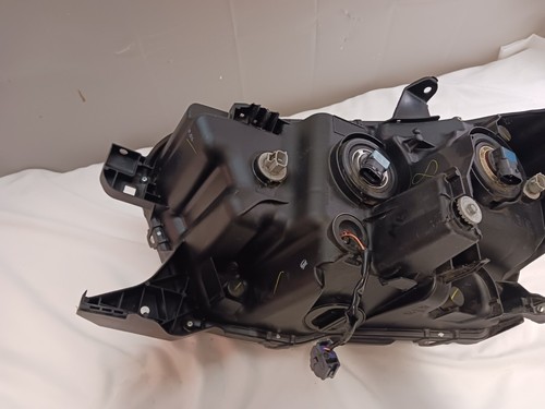2016-2020 TOYOTA TACOMA RIGHT PASSEN SIDE HALOGEN HEADLIGHT OEM LAMP LED DAYTIME - Picture 14 of 19